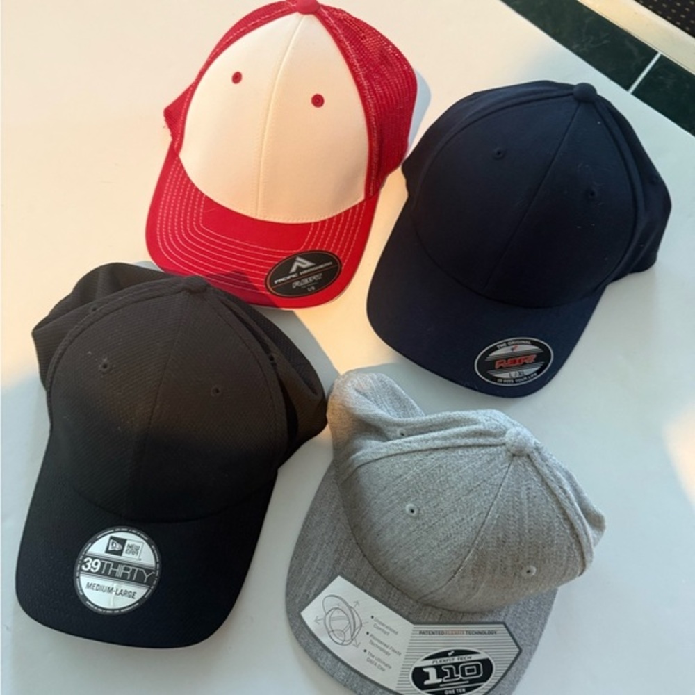 SET OF 4 BRAND NEW BASEBALL CAPS NO LOGOS - HIGH QUALITY